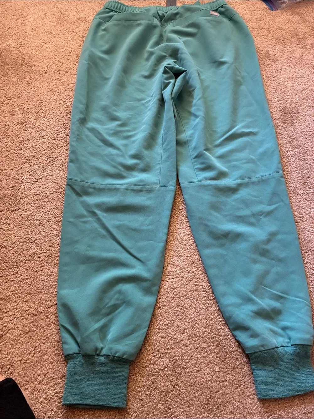 FIGS Men's Tansen Jogger Scrub Pants Teal Green MXXSW2004